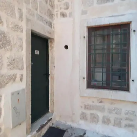 Bond Studio- Old Town Kotor Exterior photo
