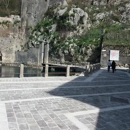 Bond Studio- Old Town Kotor Exterior photo